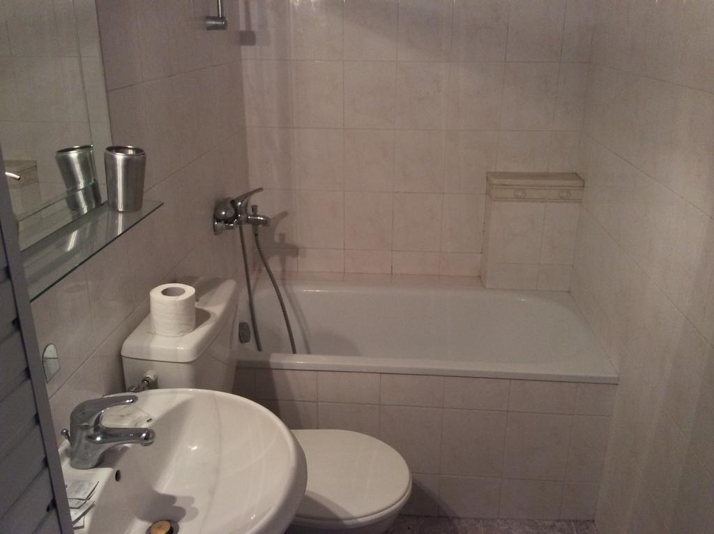 National Hotel Ruse Room photo
