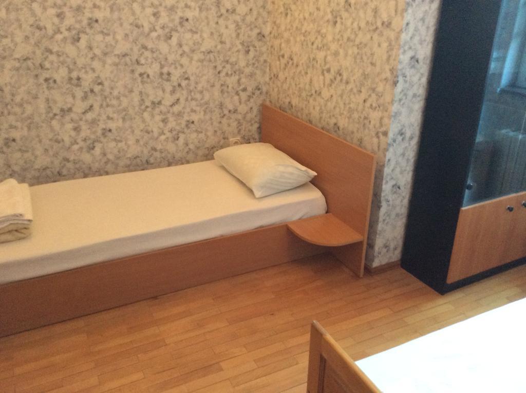 National Hotel Ruse Room photo